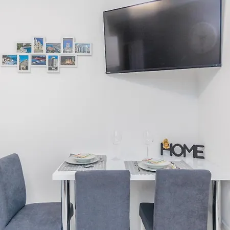 Ema Апартаменты *