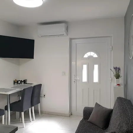 Ema Apartamento Zadar